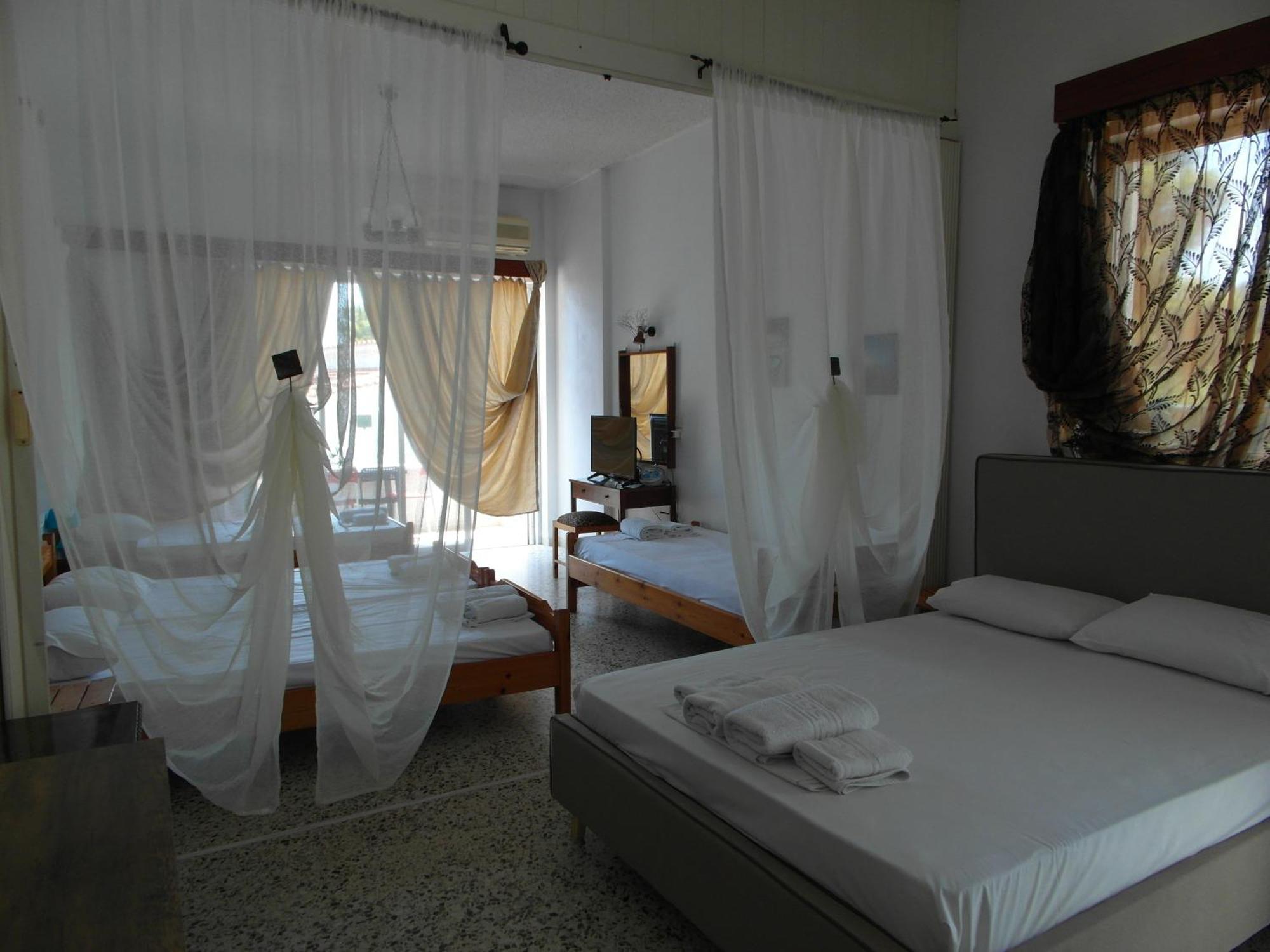 Eri Studios Agia Marina  Номер фото