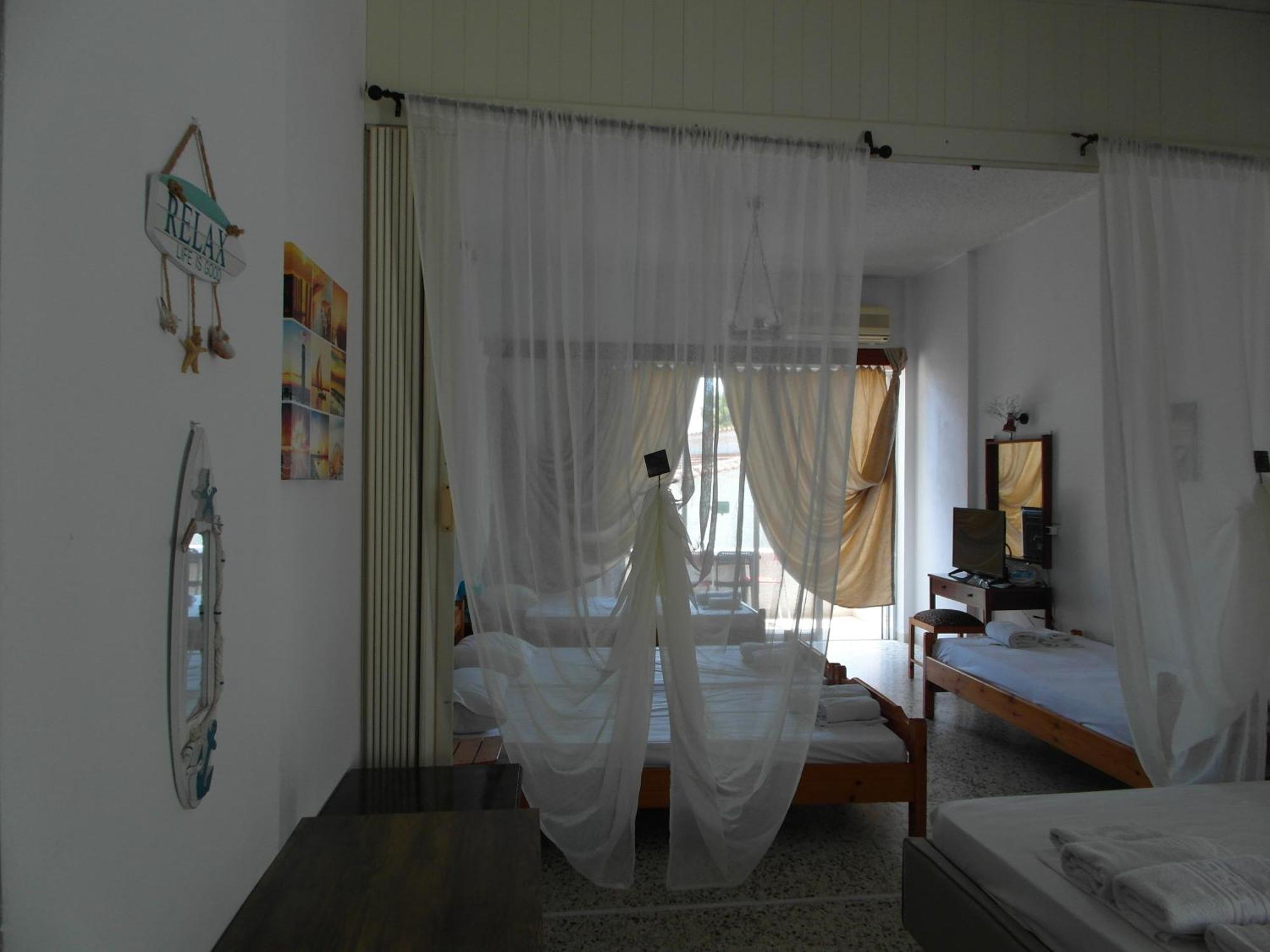 Eri Studios Agia Marina  Номер фото