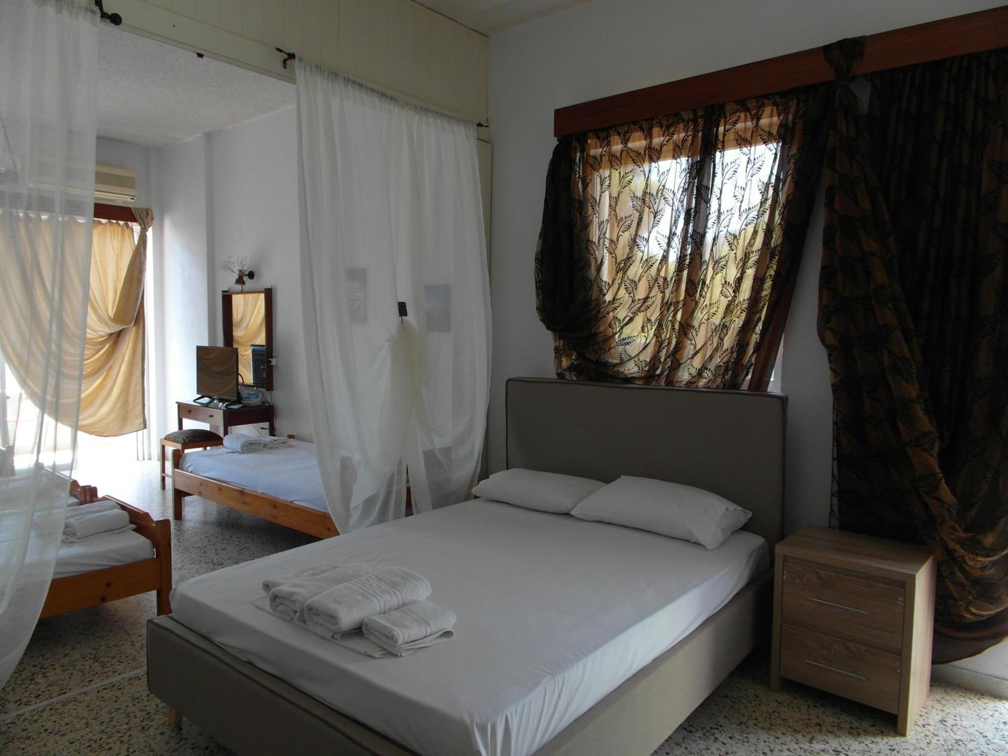 Eri Studios Agia Marina  Номер фото