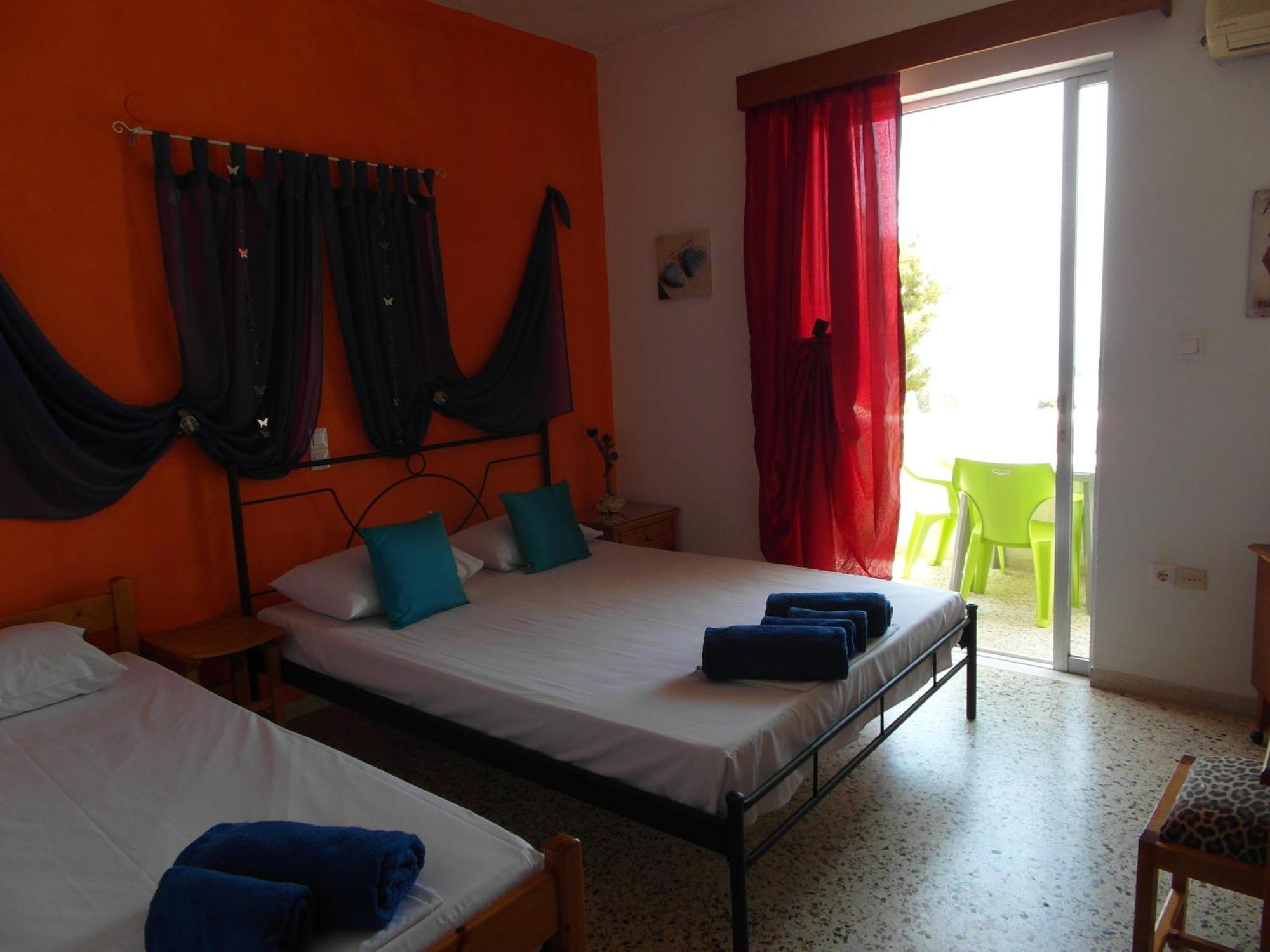 Eri Studios Agia Marina  Номер фото