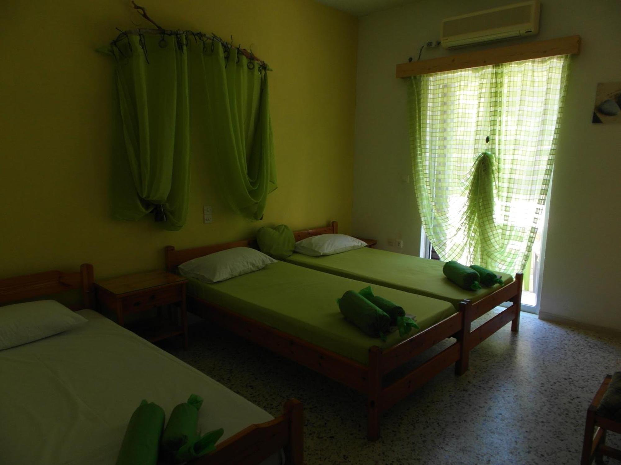 Eri Studios Agia Marina  Номер фото
